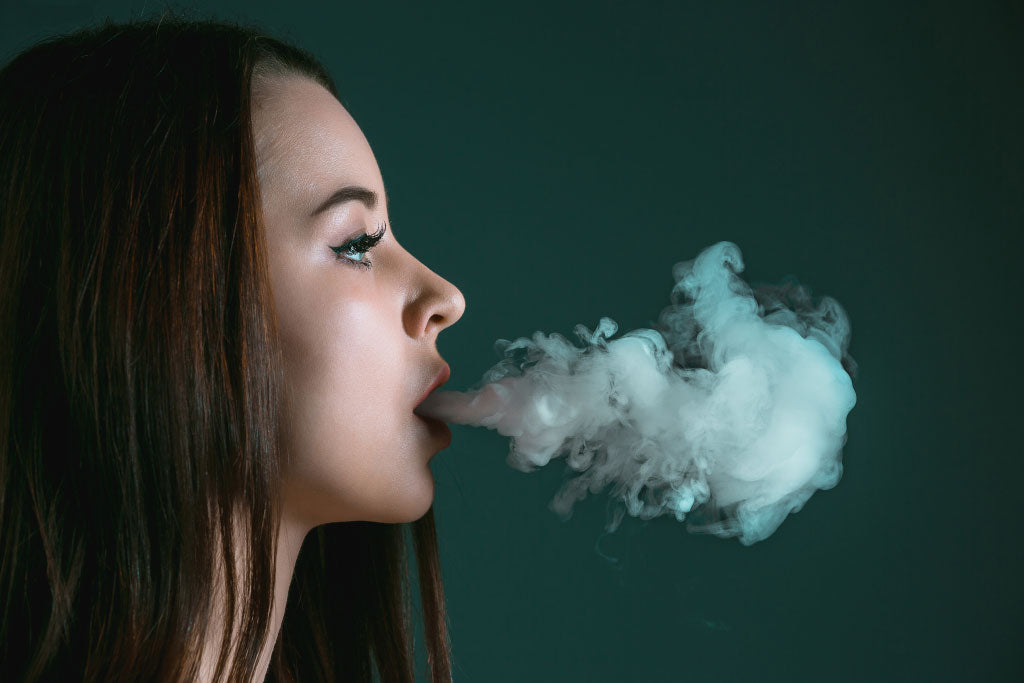 What causes that unpleasant burnt taste when vaping?